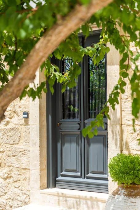 Villa Aiolia Kondoyenádha 외부 사진
