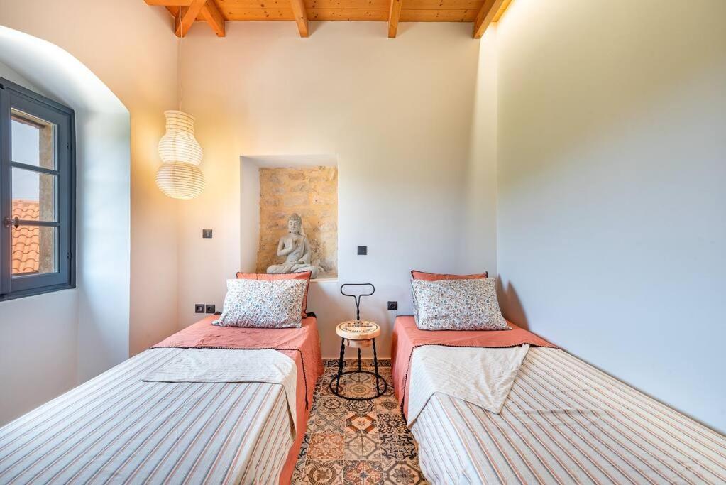 Villa Aiolia Kondoyenádha 외부 사진