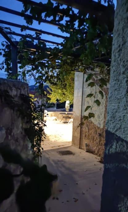 Villa Aiolia Kondoyenádha 외부 사진
