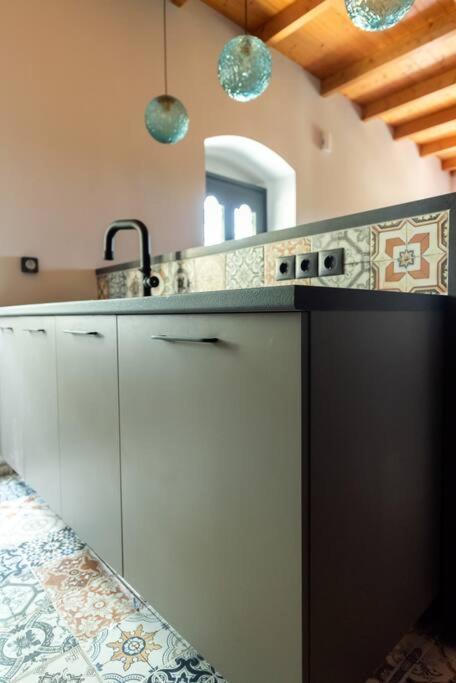 Villa Aiolia Kondoyenádha 외부 사진